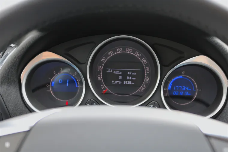 DS 4 CROSSBACK 2.0 BlueHDi 180 SPORT CHIC: Citro&euml;nov adut bez konkurenta u premium crossover segmentu