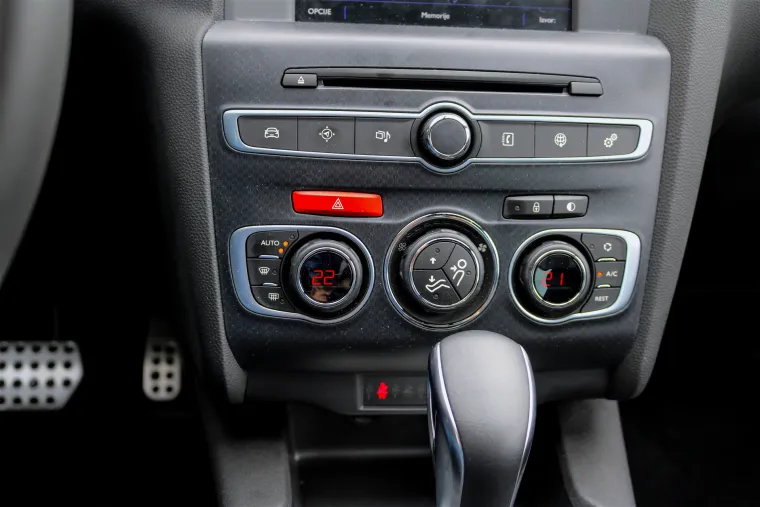 DS 4 CROSSBACK 2.0 BlueHDi 180 SPORT CHIC: Citro&euml;nov adut bez konkurenta u premium crossover segmentu