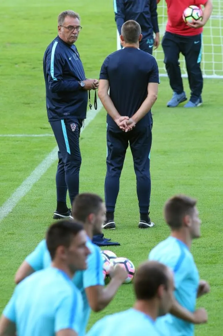 VATRENO LUDILO: Ovako je izgledao prvi trening Hrvatske uoči početka kvalifikacija
