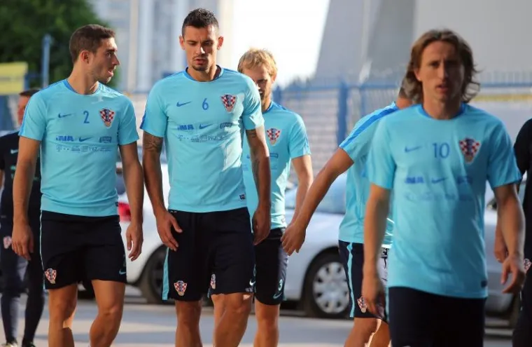 Luka Modrić je po prvi puta predvodio momčad Vatrenih kao kapetan.