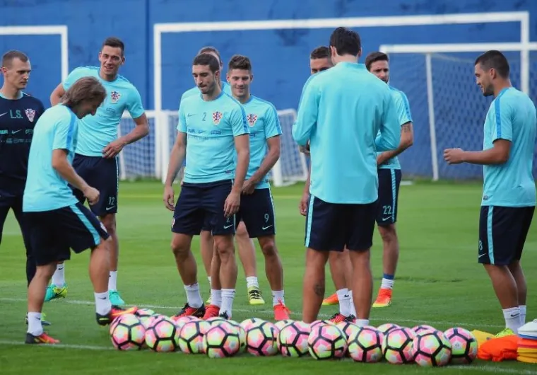 VATRENO LUDILO: Ovako je izgledao prvi trening Hrvatske uoči početka kvalifikacija