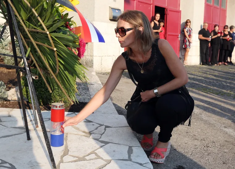 Polaganjem vijenaca obilježena 9. obljetnica kornatske tragedije