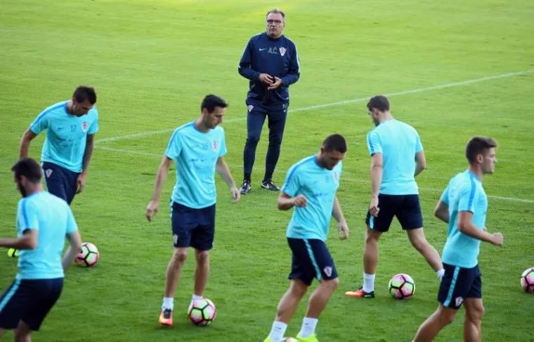 VATRENI ODRADILI DRUGI TRENING: Pogledajte kako se Modrić i dru&scaron;tvo pripremaju za Tursku
