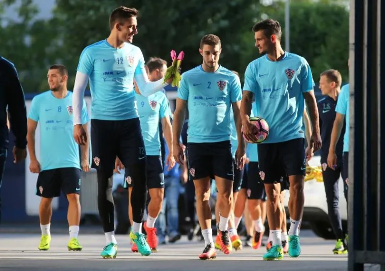 VATRENI ODRADILI DRUGI TRENING: Pogledajte kako se Modrić i dru&scaron;tvo pripremaju za Tursku