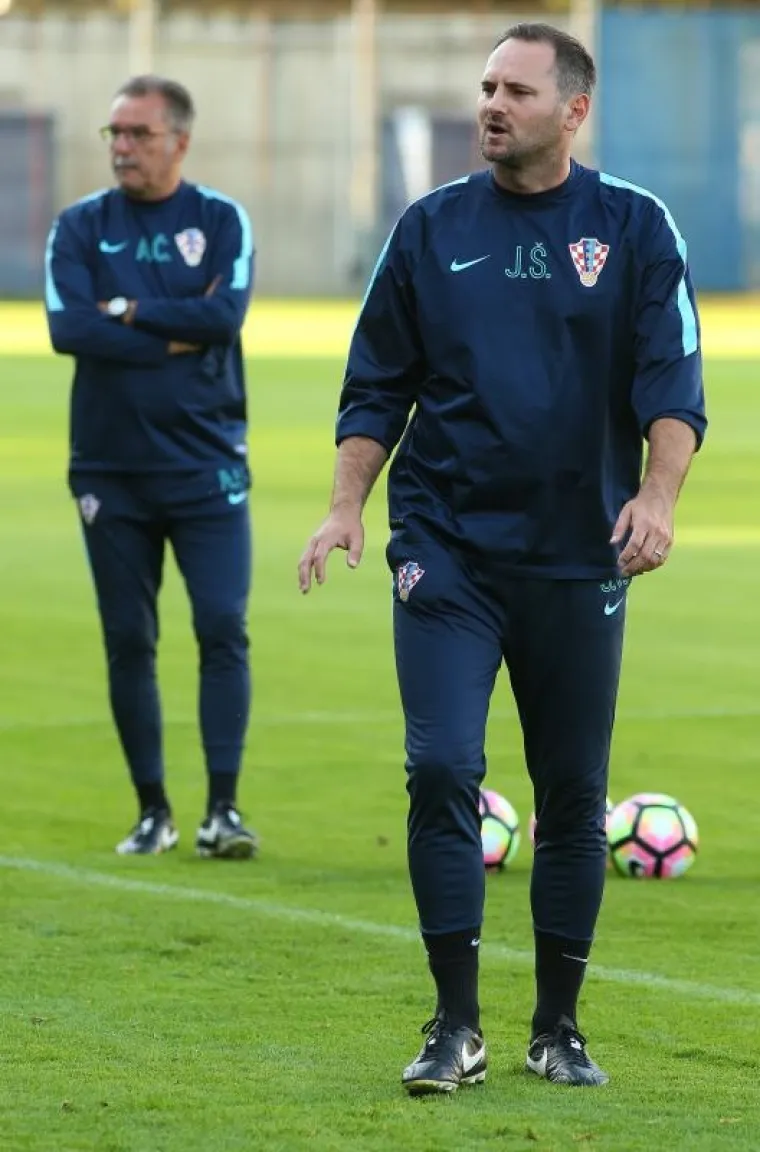 VATRENI ODRADILI DRUGI TRENING: Pogledajte kako se Modrić i dru&scaron;tvo pripremaju za Tursku