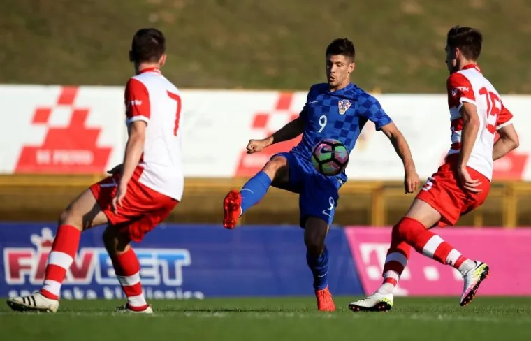 ROĐENDAN U VATRENOM DUHU: Hrvatska razveselila Sisak i počastila ih golovima