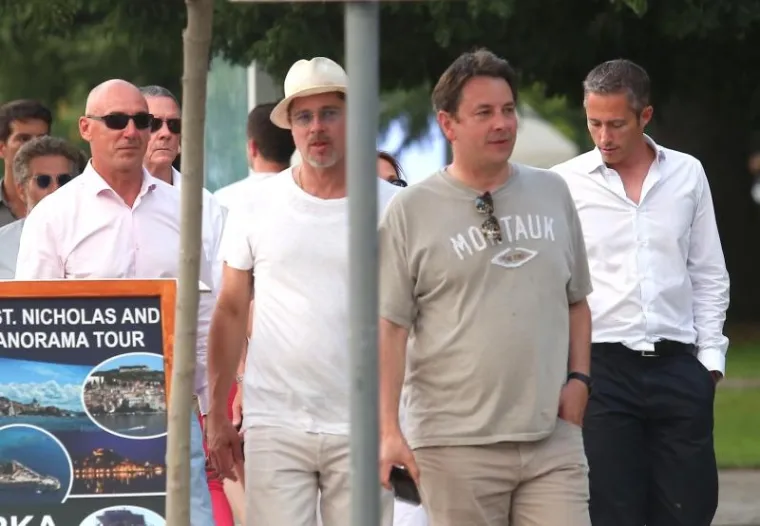 U &Scaron;ibenik je do&scaron;ao jahtom.