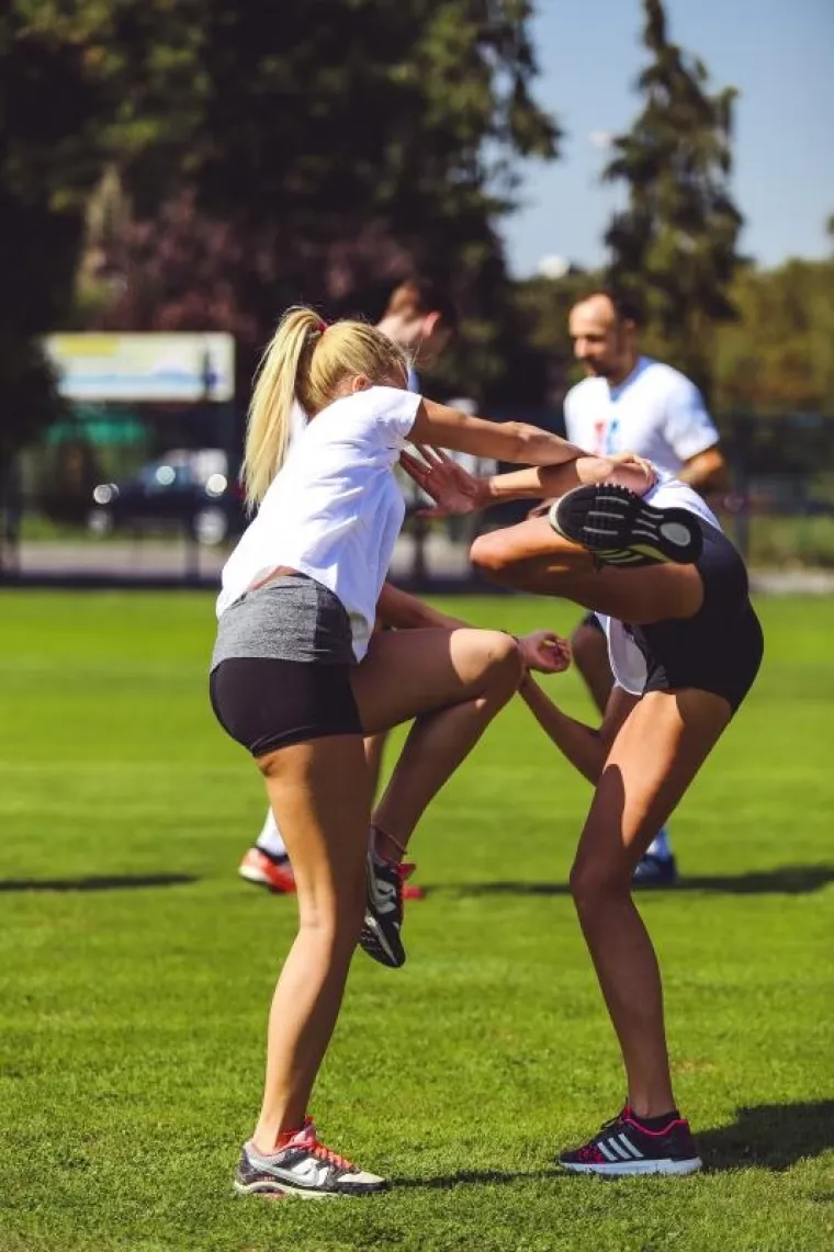 KRASOTICE I NOGOMETA&Scaron;I: Zvijezdama Dinama danas nije bilo dosadno, pogledajte kakve su im ljepotice stigle na trening