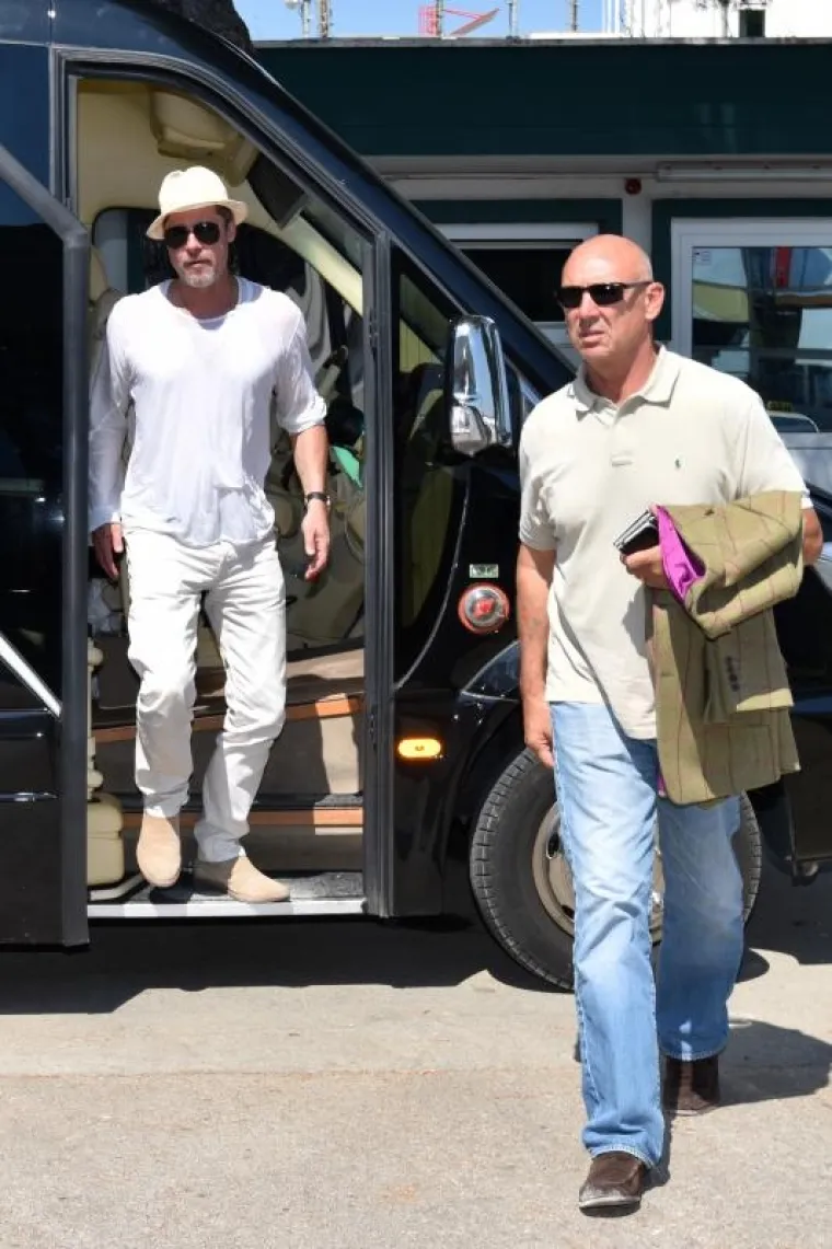 Nakon &scaron;to je obi&scaron;ao nekretnine, zaputio se u Zračnu luku u Zadru.