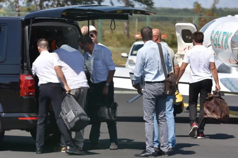 Nakon &scaron;to je obi&scaron;ao nekretnine, zaputio se u Zračnu luku u Zadru.