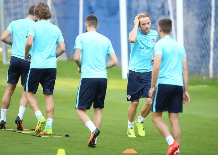 ČAČIĆ MOŽE ODAHNTI: Vatreni napokon odradili trening u punom sastavu