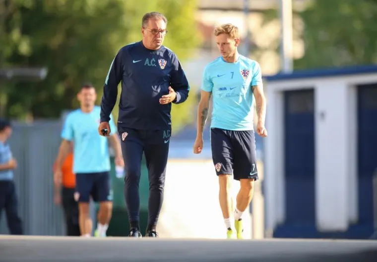 ČAČIĆ MOŽE ODAHNTI: Vatreni napokon odradili trening u punom sastavu