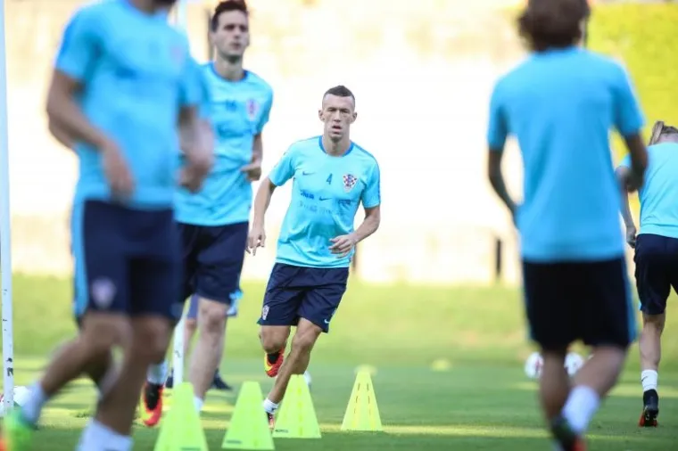 ČAČIĆ MOŽE ODAHNTI: Vatreni napokon odradili trening u punom sastavu