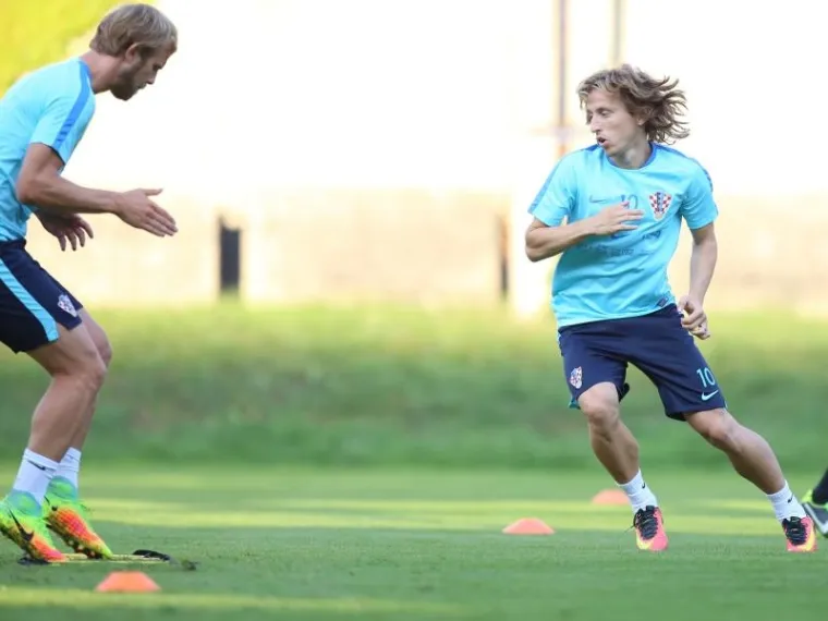 ČAČIĆ MOŽE ODAHNTI: Vatreni napokon odradili trening u punom sastavu