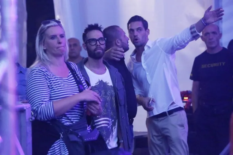 MAJO, DIJAMANTE! &Scaron;uputica zasjala u blje&scaron;tećoj haljinici, pogledajte &scaron;to je napravila jednom sretniku