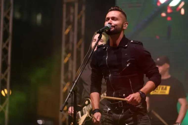 KAKO SE NAVIJALO PROTIV TURSKE: Tribine na Maksimiru zjapile su prazne, ali na Trgu...