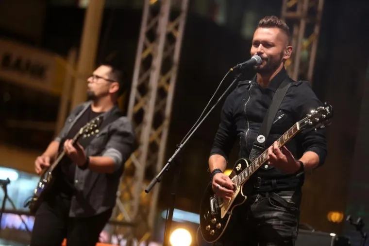 KAKO SE NAVIJALO PROTIV TURSKE: Tribine na Maksimiru zjapile su prazne, ali na Trgu...