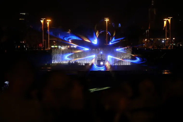 Bandić otvorio fontane u Zagrebu