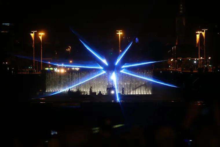 Bandić otvorio fontane u Zagrebu