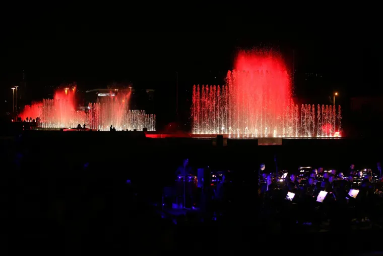 Bandić otvorio fontane u Zagrebu