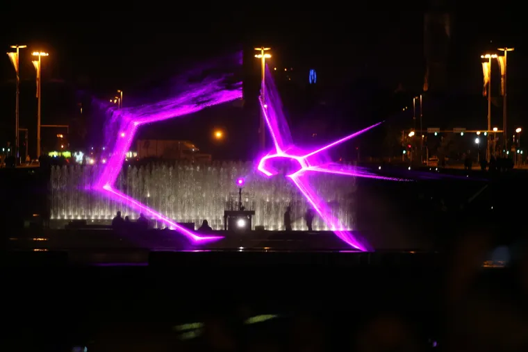 Bandić otvorio fontane u Zagrebu