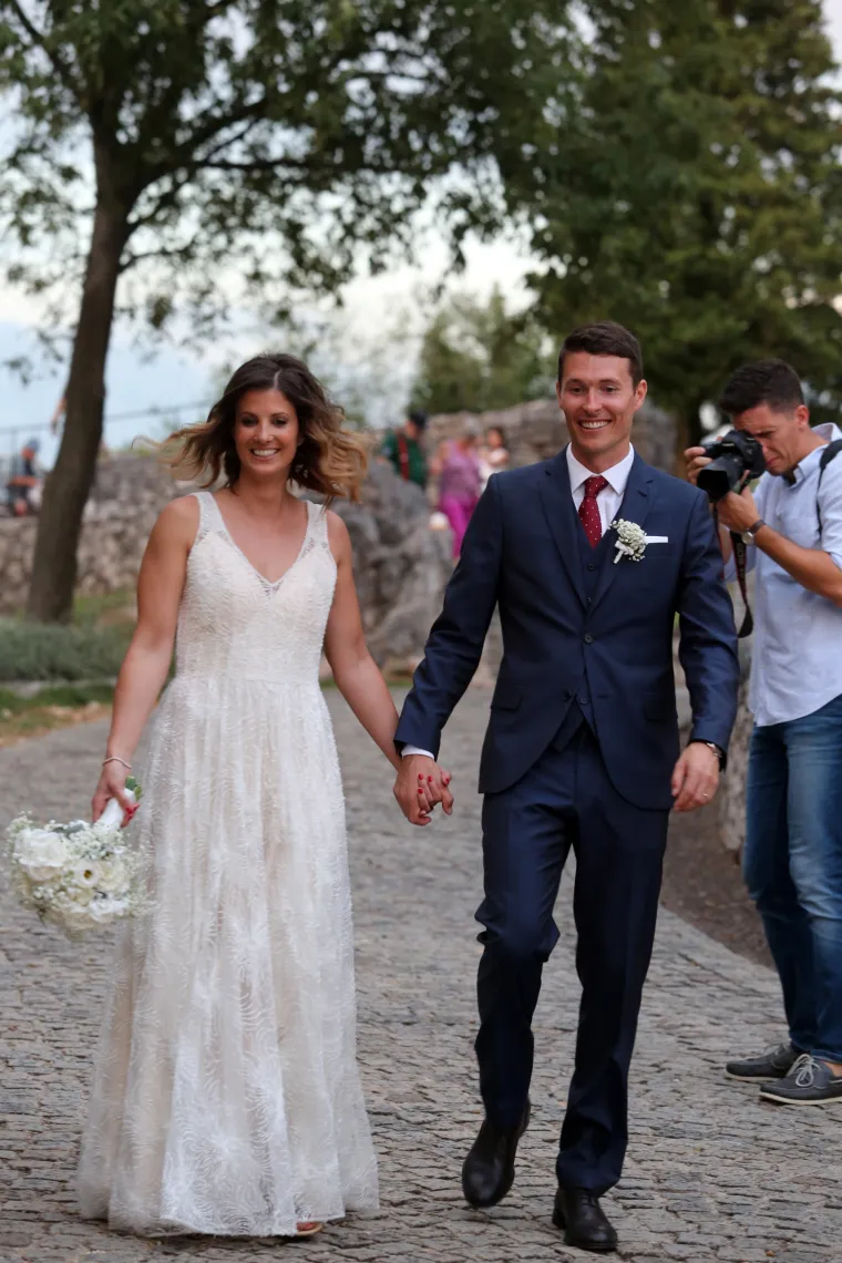 Biv&scaron;a skija&scaron;ica Ana Jelu&scaron;ić i njen dugogodi&scaron;nji dečko vjenčali se na Trsatskoj gradini