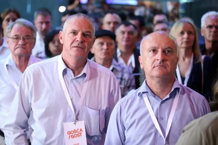 U izbornom stožeru Narodne koalicije komorna atmosfera