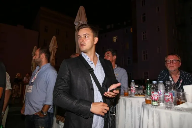 Ljubo Jurčić u izbornom stožeru stranke BM 365, 'premijera' još nema