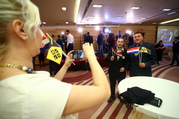 Čekanje rezultata izbora u stožeru Živog zida