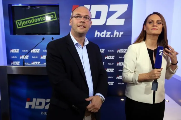 Članovi HDZ-a čekaju rezultate parlamentarnih izbora