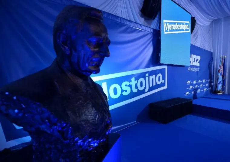 Članovi HDZ-a čekaju rezultate parlamentarnih izbora