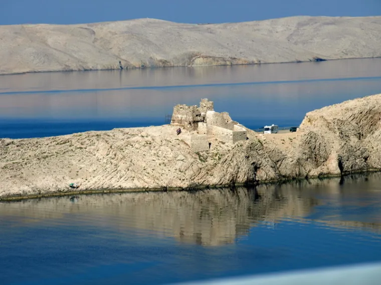 OPRO&Scaron;TAJ OD MORA: Povljana i Mandre na otoku Pagu