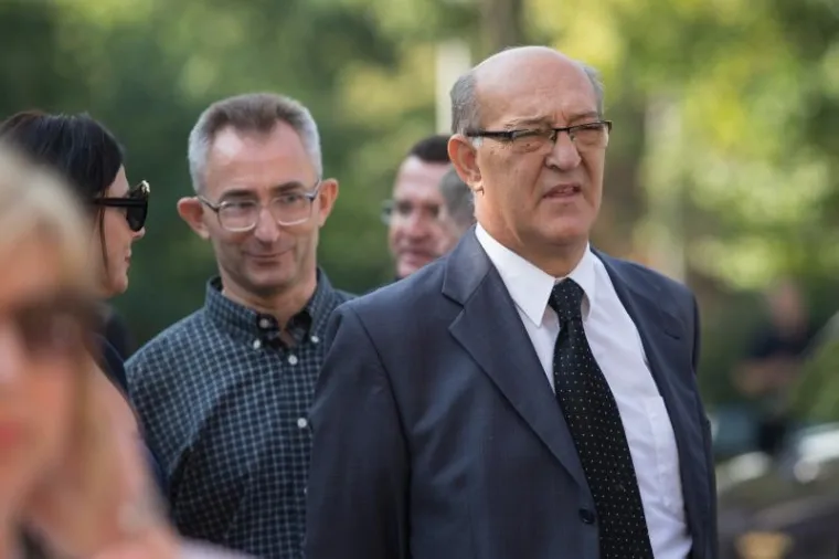 JURE RADIĆ POKOPAN NA MIROGOJU: Do&scaron;li poznati HDZ-ovci, Bozanić vodio misu, Plenković održao govor