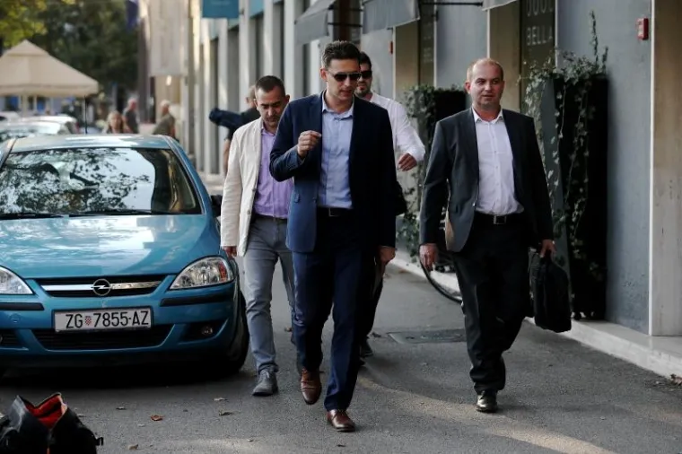 U središnjicu HDZ-a došli su čelnici Mosta Božo Petrov i Miroslav Šimić.
