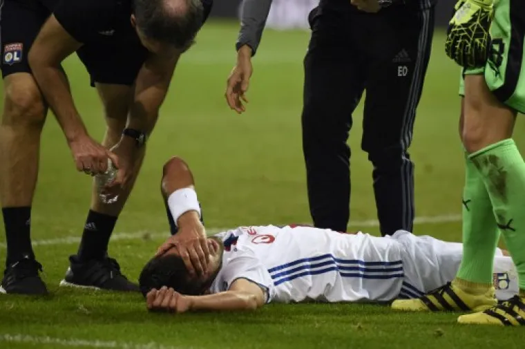 SPEKTAKL NA PARC OLYMPIQUE LYONNAISU: Ovako je izgledalo Dinamovo predstavljanje u Ligi prvaka