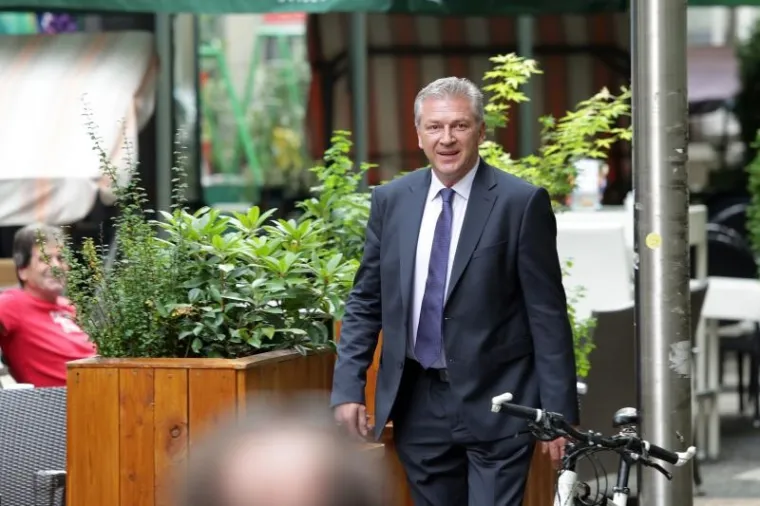 VAŽAN SASTANAK: Dolazak članova Predsjedni&scaron;tva SDP-a