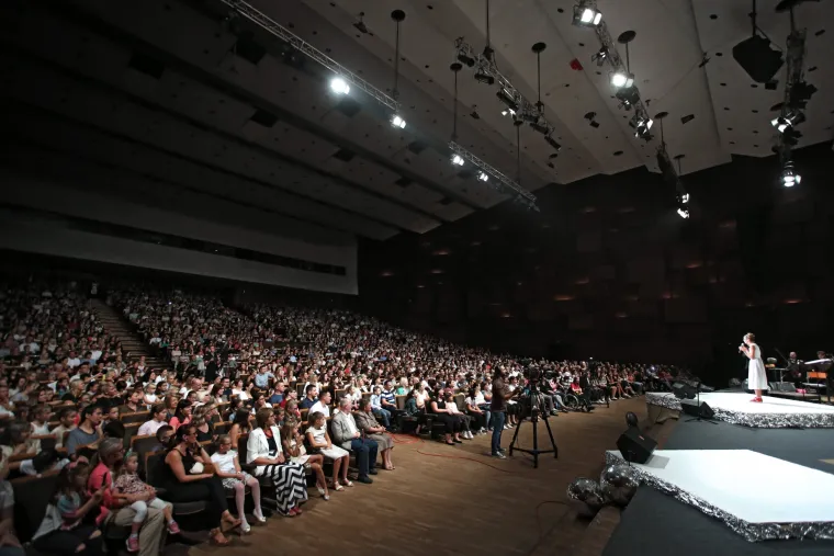 Mia Negovetić održala koncert u Linsinskom