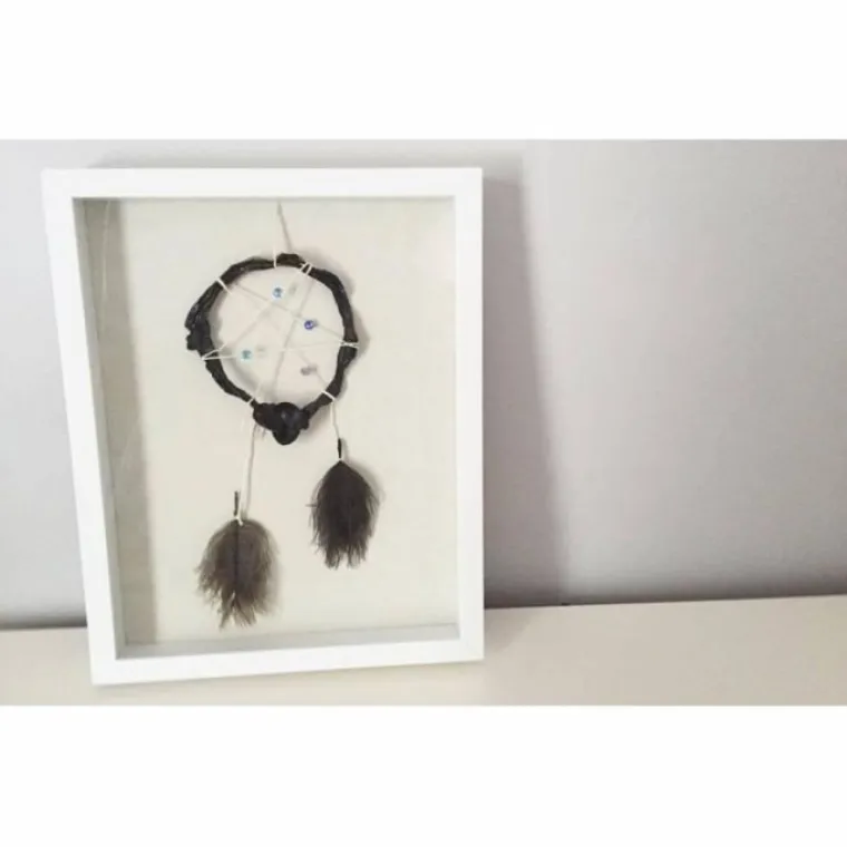 RADE UMJETNINE OD PUPČANIH VRPCA! Ako ste mislili da umjetnost ne može biti bizarnija...