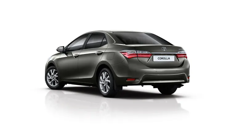 LEGENDA SE NASTAVLJA: Uz 50. rođendan Toyota predstavila redizajniranu Corollu