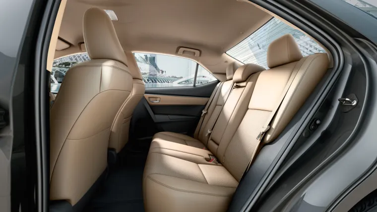 LEGENDA SE NASTAVLJA: Uz 50. rođendan Toyota predstavila redizajniranu Corollu