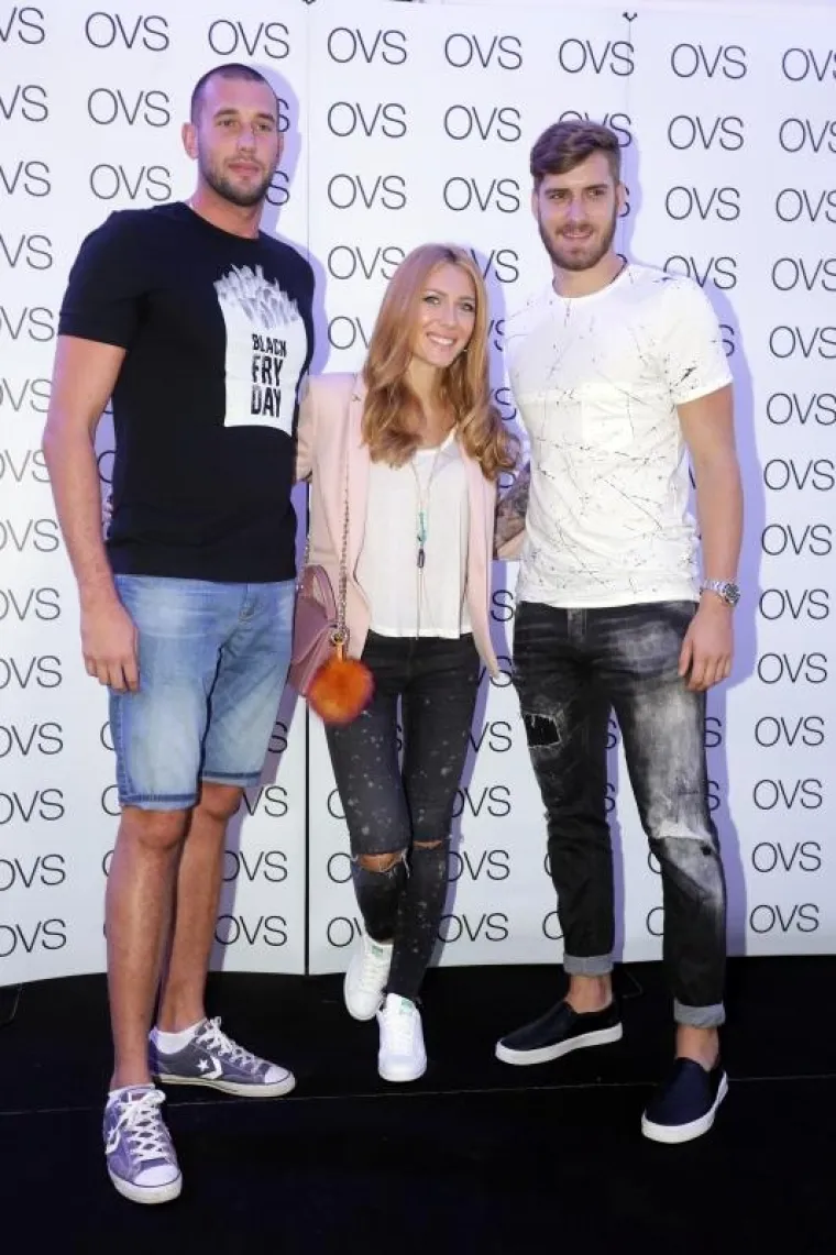 LJEPOTICE POZIRALE NA OTVARANJU TRGOVINE: Sve su zvijezde, ali jedna je posebno zasjala...