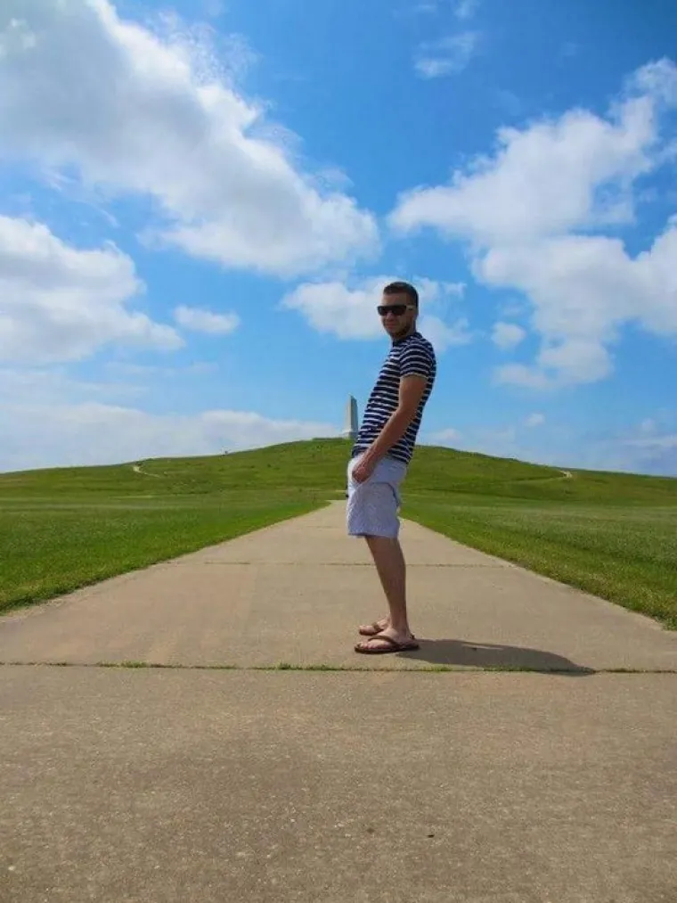 PERVERZNE IGRICE U JAVNOSTI: Dok god je kipova, bit će i onih koji će ih 'zlostavljati'