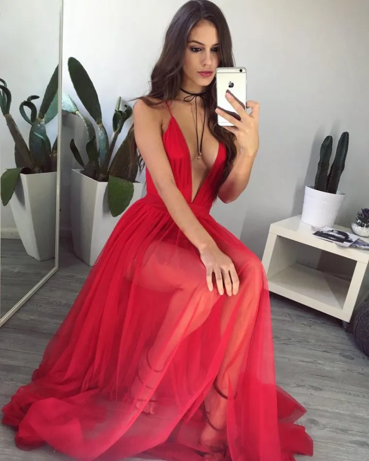 GOLICAT ĆE VAM MA&Scaron;TU I DOVESTI VAS DO LUDILA: Betsy Alvarez jako voli izazivati