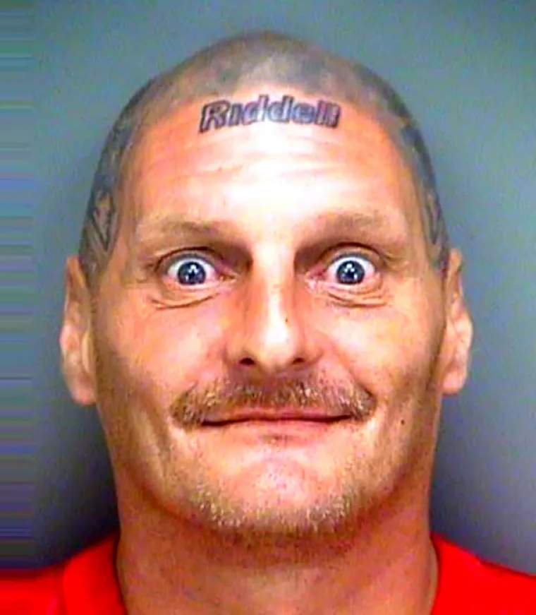 PAKAO SU DRUGI LJUDI: Njihova lica s tjeralica izgledaju kao da su ih opsjeli demoni