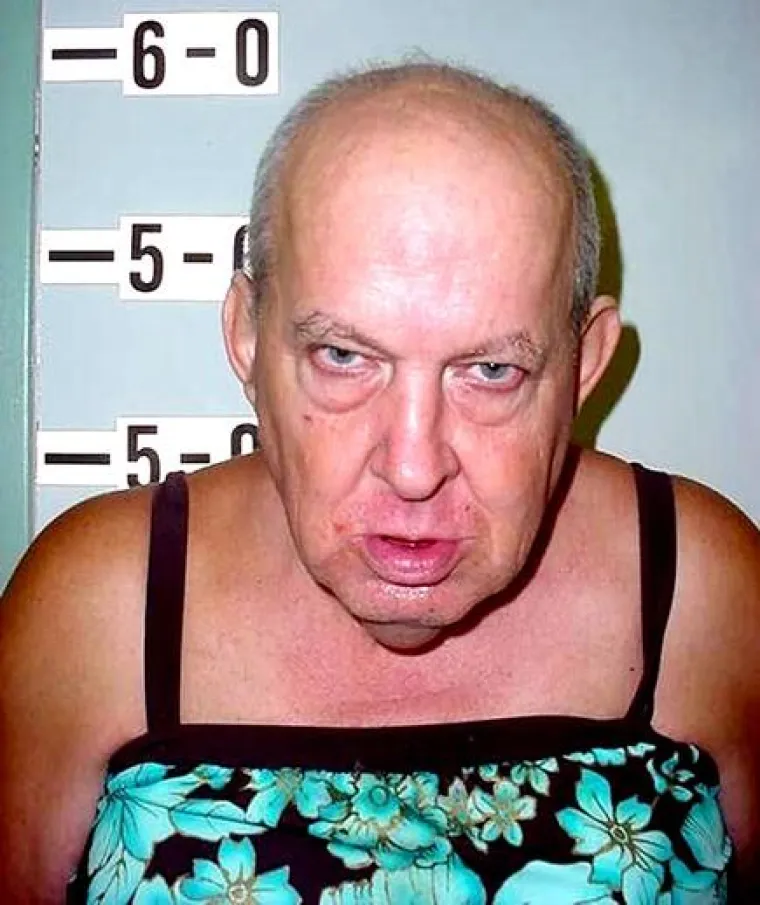 PAKAO SU DRUGI LJUDI: Njihova lica s tjeralica izgledaju kao da su ih opsjeli demoni