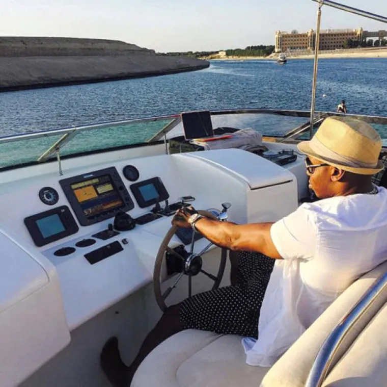 IMA PUNO U NOVČANIKU, ALI NE I U GLAVI: Uhitili maloumnog dilera koji se hvalio bogatstvom na Instagramu