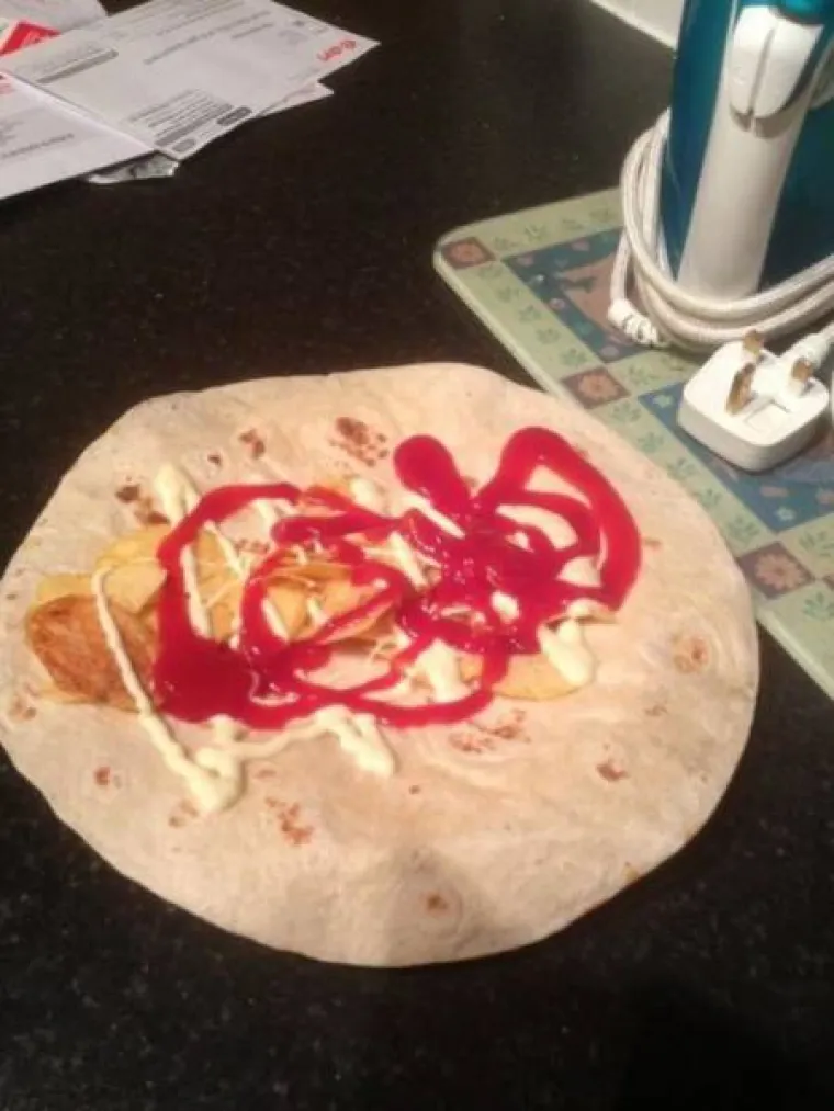 AKO SI PIJAN, NE KUHAJ: Naučili jako važnu lekciju o kuhanju u pijanom stanju