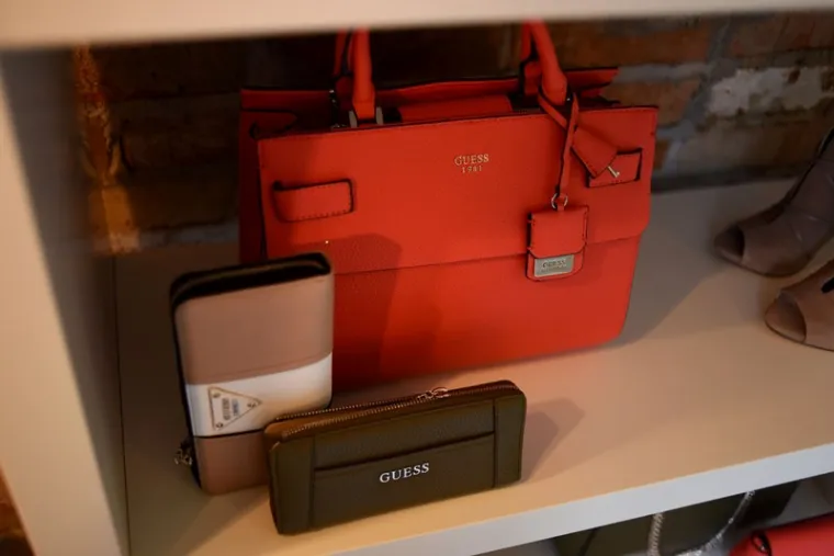 Evo kako izgleda Guessova kolekcija istočnjačkog duha u ekskluzivnom showroomu