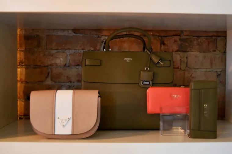 Evo kako izgleda Guessova kolekcija istočnjačkog duha u ekskluzivnom showroomu