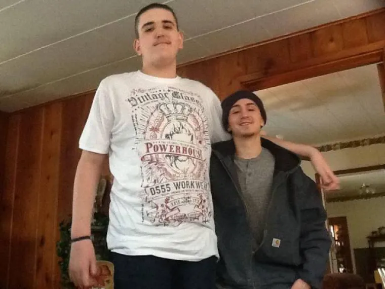 ON JE NAJVEĆI TINEJDŽER NA SVIJETU: Mora piti lijekove za smirenje jer u napadu bijesa razbije baš sve